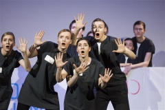 Theateraufführung in der Aula des Rosa-Luxemburg-Gymnasiums in Berlin Pankow